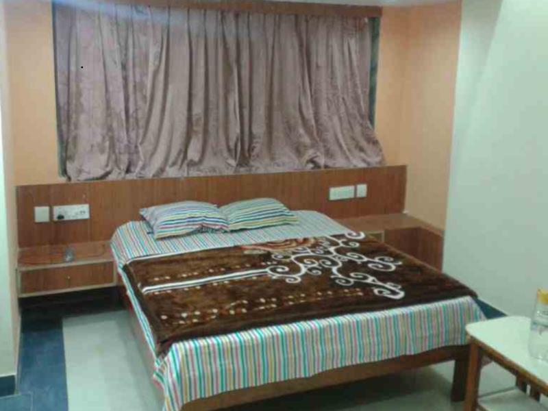 Marina Beach House Hotell Puri Exteriör bild
