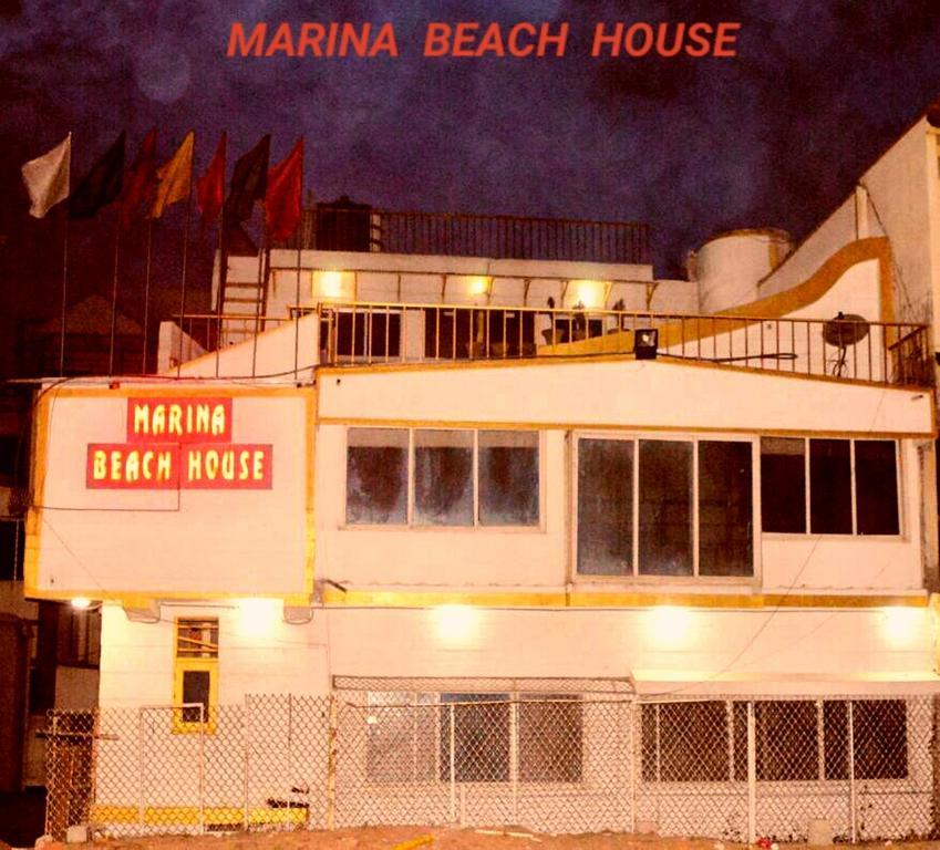 Marina Beach House Hotell Puri Exteriör bild